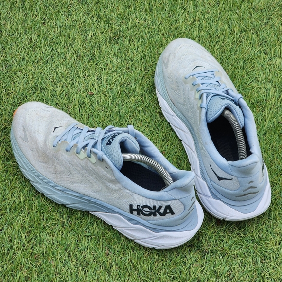 HOKA ARAHI 6 - Womens Sneakers - SIZE 10B - Please See Pictures - Picture 6 of 10